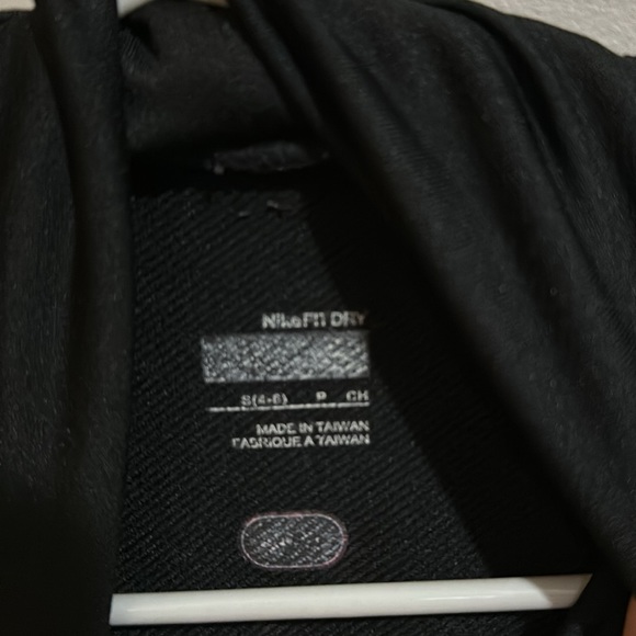 NikeFIT Dry Top - Picture 3 of 3